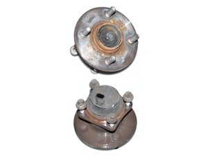 Ступиця задня 4245002060 toyota corolla 02-07 toyota 4245002060