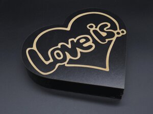 Скринька-заготовка Love is МДФ. Колір чорний. 21,5х20х3,5см