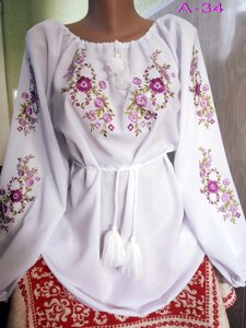 Святкова шифонова вишита жіноча блузка вишиванка з бузковими квітами вишита сорочка вишиванка