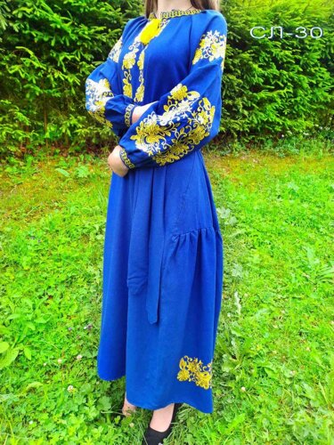 Синє льняне вишите жіноче плаття вишиванка з жовтим яскравим малюнком квітами жіноча сукня вишиванка
