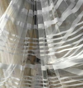 Тюль з білими полосками в зал, кухню в Києві от компании "Шторы и тюль"  интернет-магазин