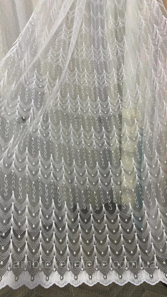 Тюль в зал, в спальню, біла фатіновой з ажурною вишивкою від компанії "Штори і тюль" інтернет-магазин - фото 1