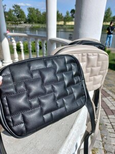 ЧОРНА — стильна якісна невелика стьобана крос-боді сумочка на блискавці (Луцьк, 759)