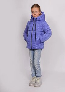 Demi -сезонна куртка для дівчини з 3D ефектом