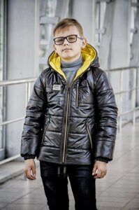 Куртка демісезонна на хлопчика 152