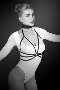Bijoux Pour Toi - Юлія, еластичний поліестер