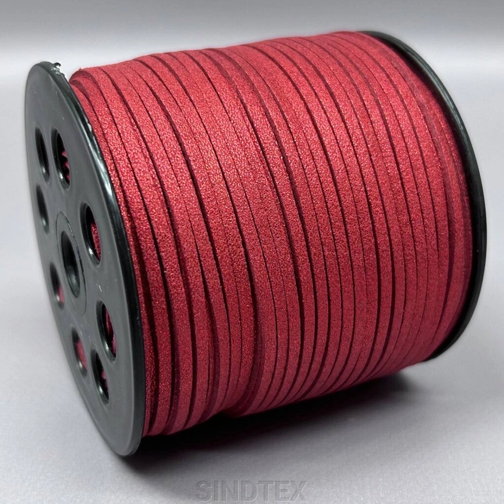 1 м - Шнур замшевий 2,5 мм - червоний із блиском від компанії SINDTEX - фото 1