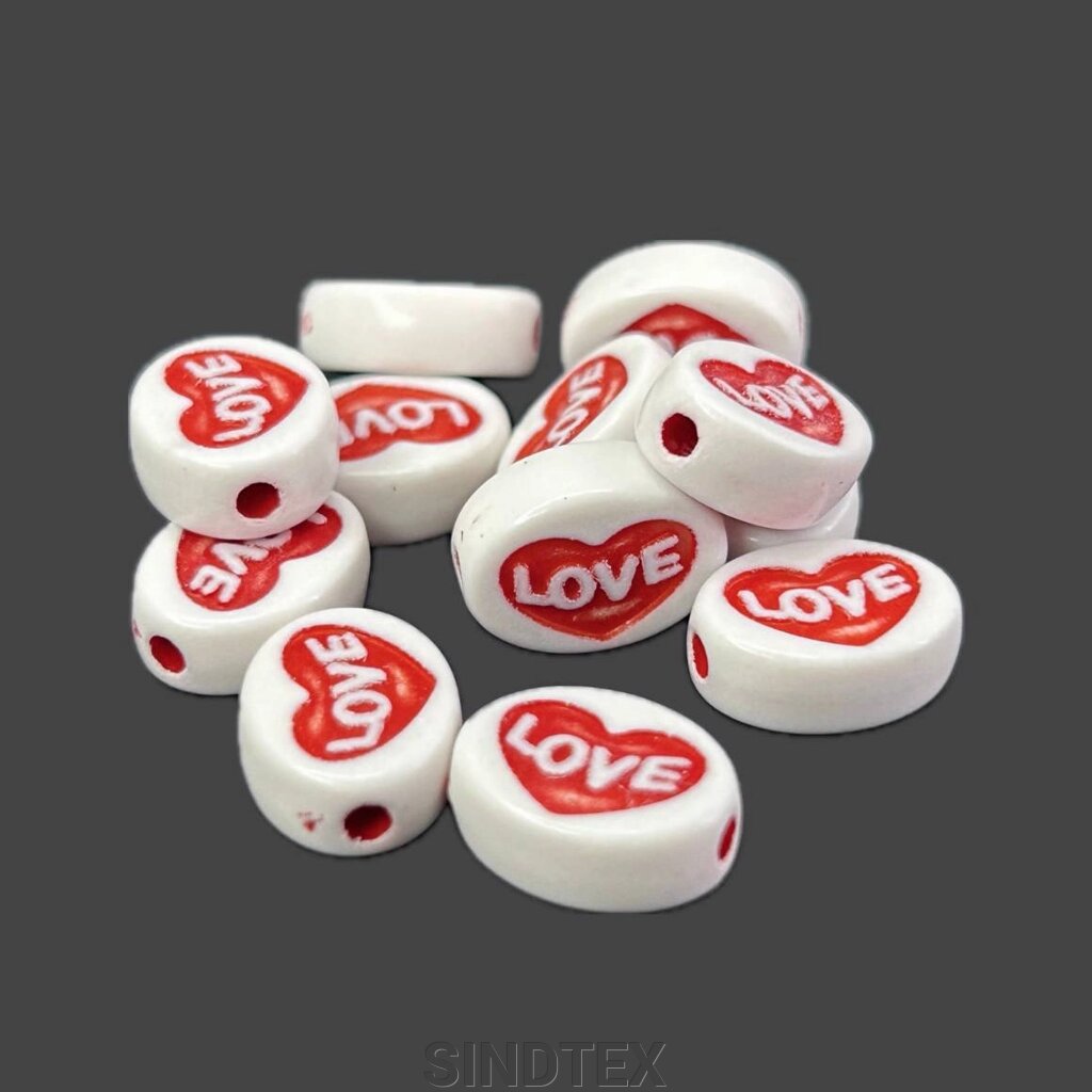 (20 г) Пластикові намистини плоскі "Love" 10х13 мм - червоний від компанії SINDTEX - фото 1