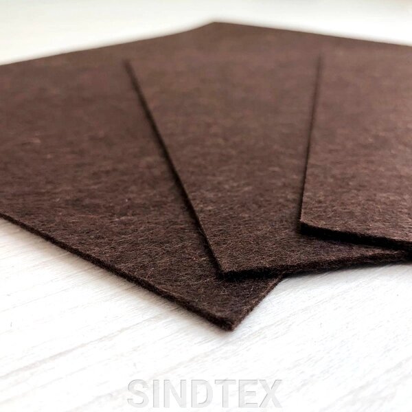 Фетр щільний, 2 мм, 20х30 см, колір - коричневий С14 від компанії SINDTEX - фото 1