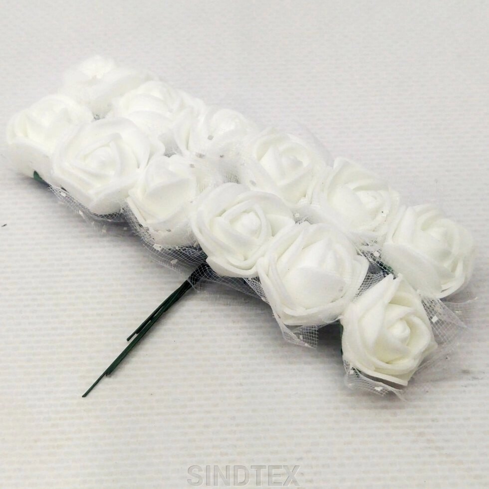 Фоаміранові трояндочки з Фатіном (12шт) колір- Білий від компанії SINDTEX - фото 1