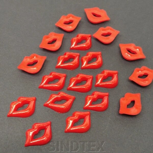 Кабашон пластиковий "Червоні губи" 13х18мм - 20 од від компанії SINDTEX - фото 1