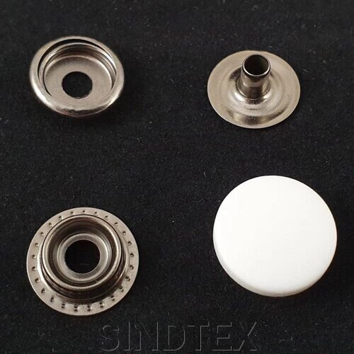 Кнопка # 61 з білий пластиковий капелюшок 15 мм (108808) від компанії SINDTEX - фото 1