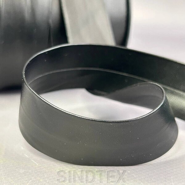 Коса бейка зі шкірозамінника 3 см - чорна від компанії SINDTEX - фото 1