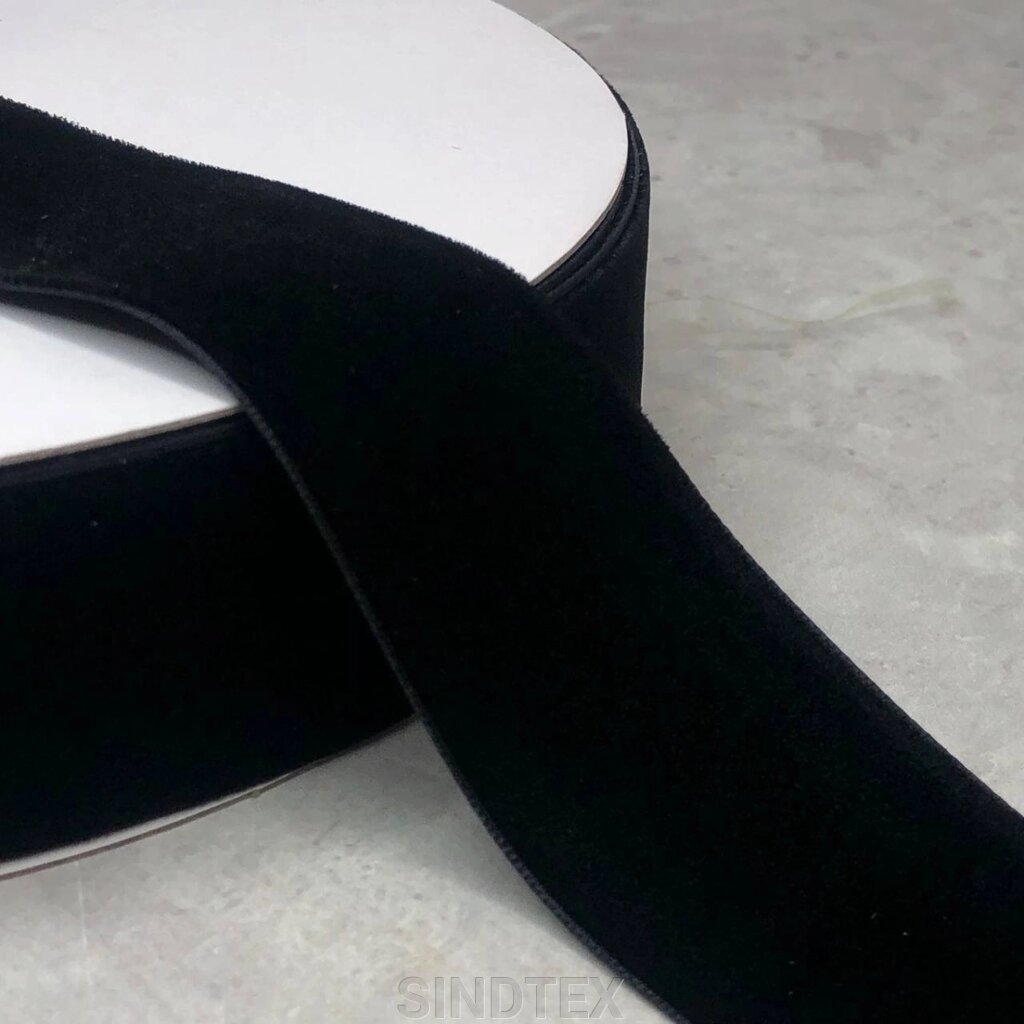 Оксамитова стрічка декоративна 3,8 см боб. 22 м. колір чорний від компанії SINDTEX - фото 1