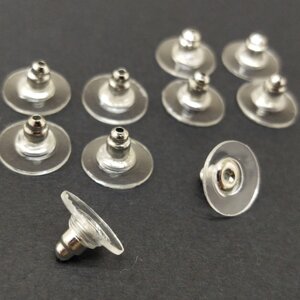 10 шт - Заглушки для сережок залізні з пластиковою вставкою 10x6 мм, колір - Світле срібло