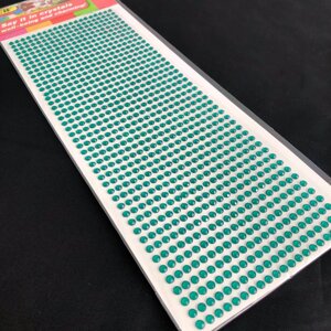 Стрази клейові 4 мм на планшетці, 900 шт - зелений