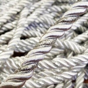 Декоративный шнур для натяжных потолков, Белый С Серебром 10 мм