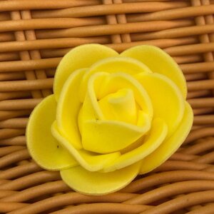 Троянда латексна (фоаміран), бутон 3 см - жовта