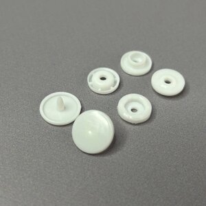 Пластикова кнопка 12 мм, (уп 50шт) Китай - біла (321012) в Одеській області от компании SINDTEX