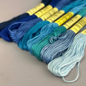 (8 шт по 8м) Набір муліне (нитки для вишивання) - блакитний