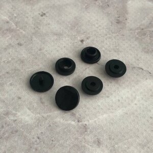 Пластикова кнопка 10 мм чорний K (50шт) в Одеській області от компании SINDTEX