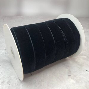 Оксамитова стрічка декоративна 2,5 см. боб. 46м. колір чорний
