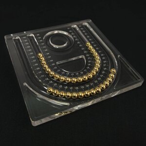 Прозора акрилова дошка планшет для складання бус і браслетів 19,5х19,5 см