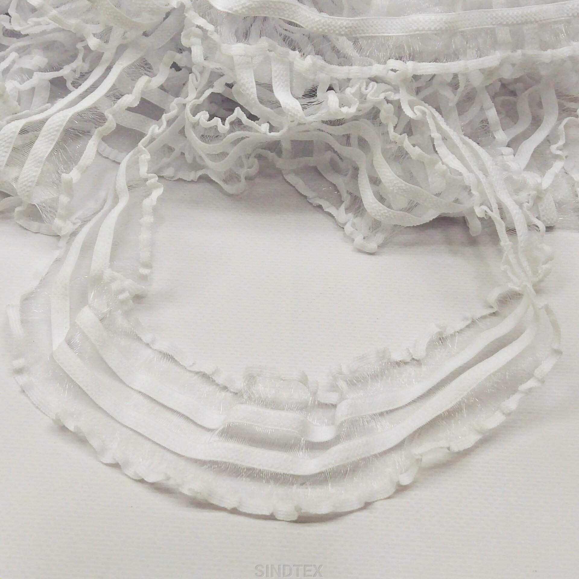Ажурная резинка для нижнего белья, белая 4,5см