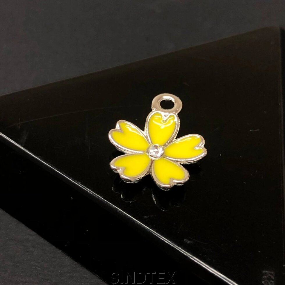 Підвіска "Жовта квітка" 14х17 мм, колір Сталь від компанії SINDTEX - фото 1