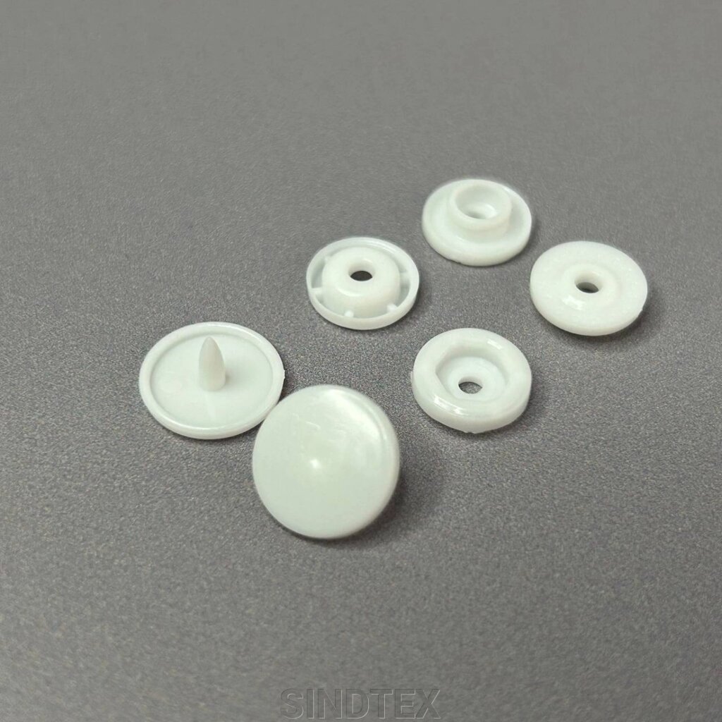 Пластикова кнопка 12 мм, (уп 50шт) Китай - біла (321012) від компанії SINDTEX - фото 1