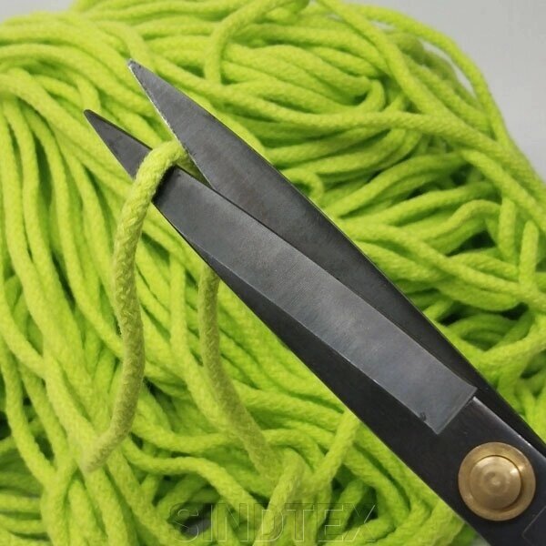 Шнур салатовий круглий плетений 0,6 см (акрил) "бавовна" від компанії SINDTEX - фото 1