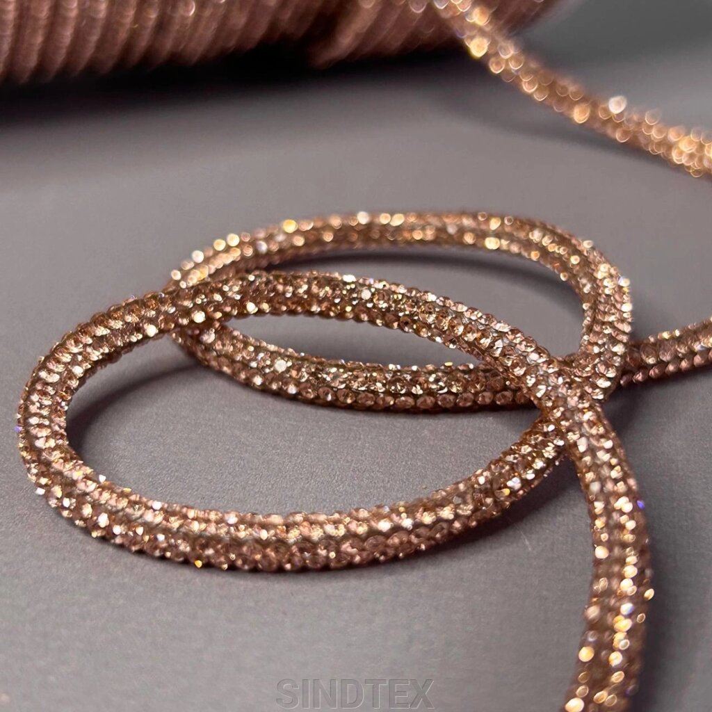 Стразовий шнур силіконовий 4 мм - стрази золото від компанії SINDTEX - фото 1