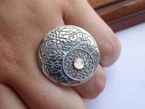 Кольцо серебряное с золотой вставкой