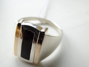 Чоловічий перстень срібна Печатка з золотою пластиною і оніксом розмір 19