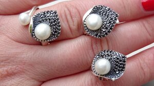 Сережки срібні із золотими вставками та культивованими перлами срібних сережок срібло жіночі