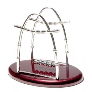 Кулі Ньютона 14,5х17х11 см