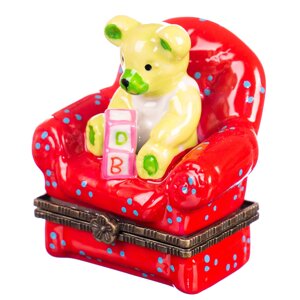 Скринька "Ведмедик в кріслі"