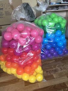 М'ячики кульки шарики для сухого басейну "Mega Ball"