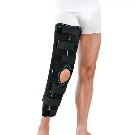 Бандаж тутор на колінний суглоб 3013 Алком чорний р. 1 від компанії Medzenet - фото 1