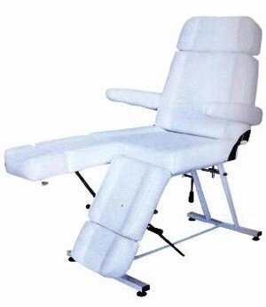 Крісло косметологічне з розрізною ножною панеллю S-864 від компанії Medzenet - фото 1