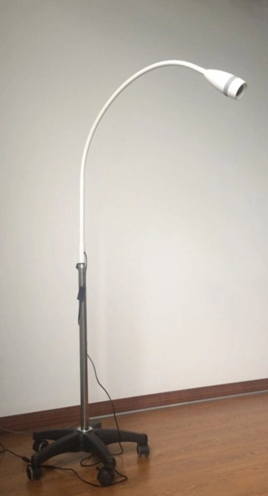 LED оглядова лампа від компанії Medzenet - фото 1