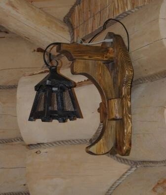 Настінний світильник з дерева №2 від компанії Столярна майстерня Гюмрі - фото 1