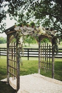 Весільна арка "Лоліта" з термодревесини