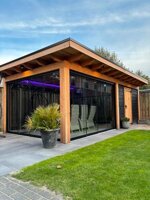 Дерев'яні прямокутні альтанки