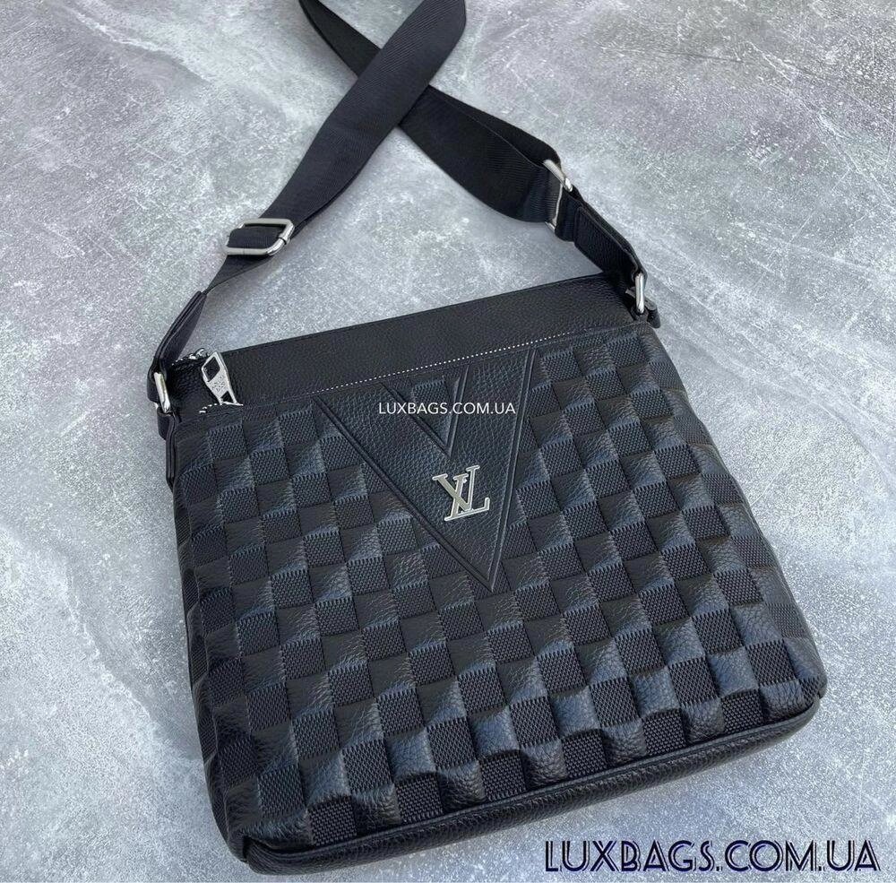 Чоловічі шкіряні сумки через плече Louis Vuitton від компанії Premium - фото 1