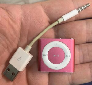 Mp3 плеєр Apple iPod Shuffle A1373 2gb б/у