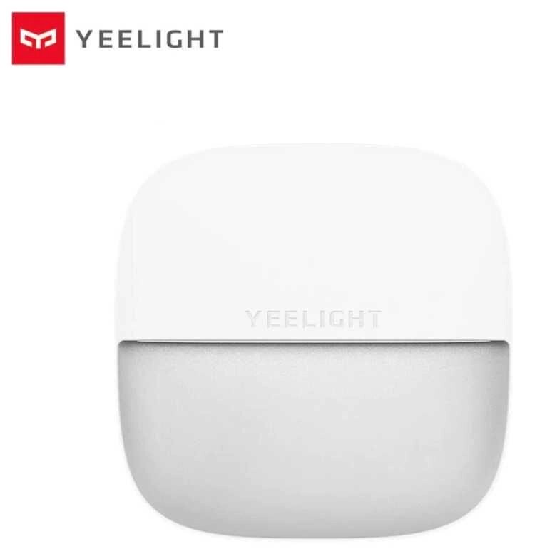 Нічник Xiaomi Yeelight Smart Night Ligh з датчиком світла від компанії Premium - фото 1