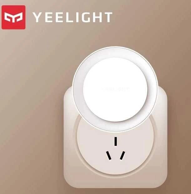 Нічник Xiaomi Yeelight Smart Night Ligh з датчиком світла від компанії Premium - фото 1