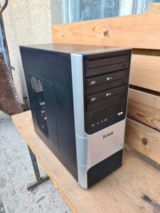 System Block (AMD x2 5200+/4GB DDR2/HDD 160GB/Radeon 2600Pro)