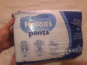 Підгузки-трусики HUGGIES pants 4 для хлопчиків / 36 штук / памперси